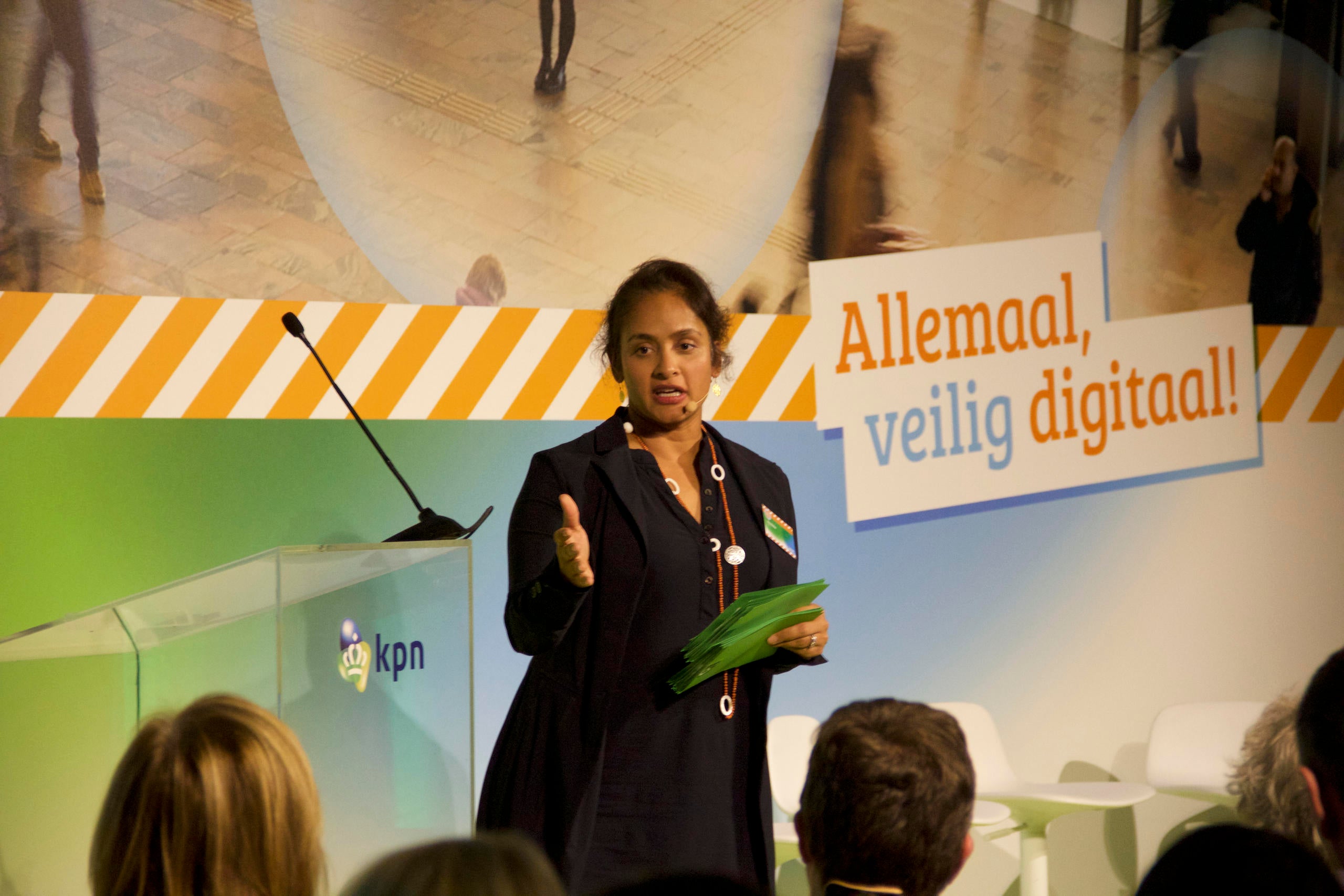 Placeholder alt text