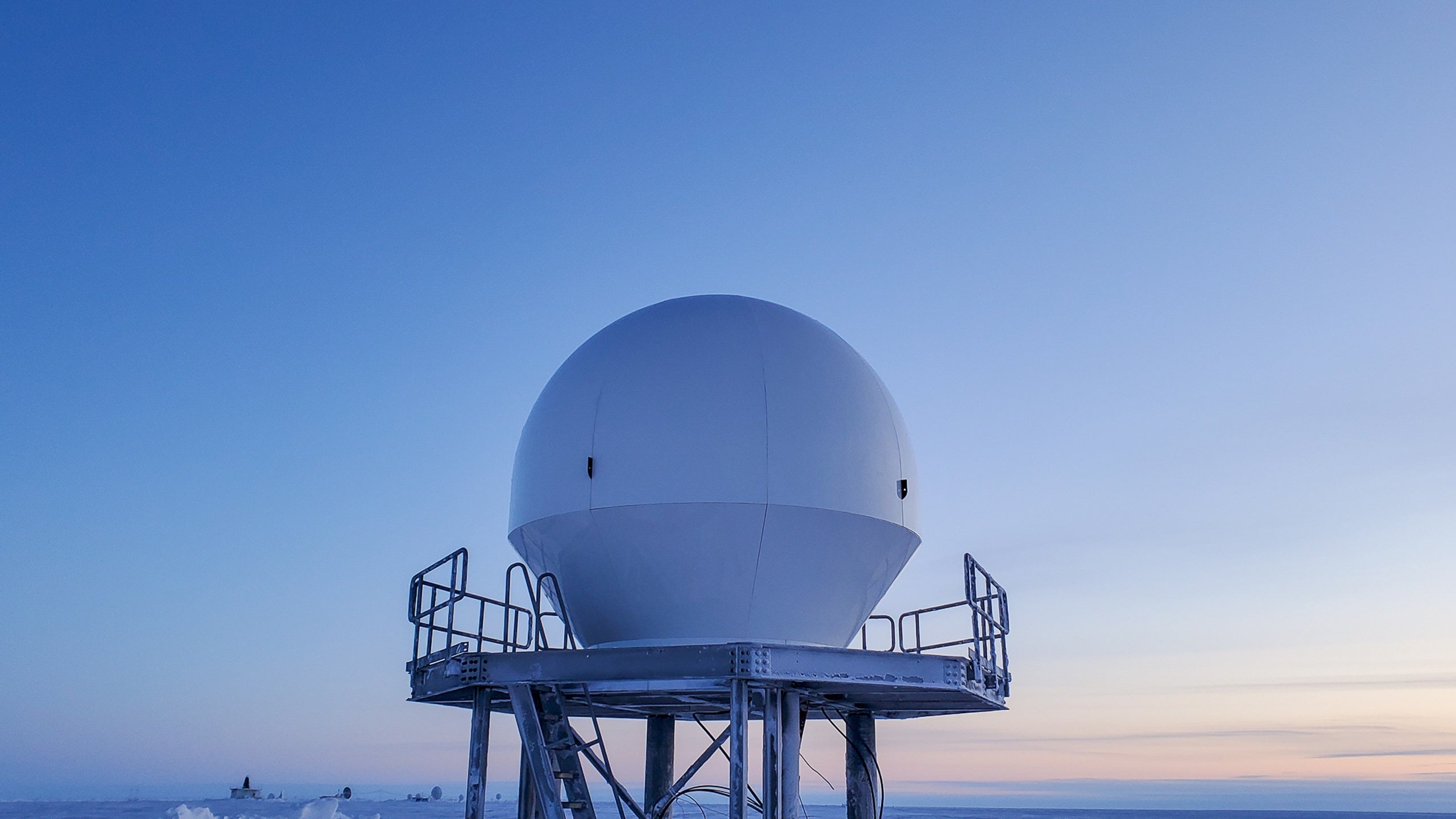 Placeholder alt text