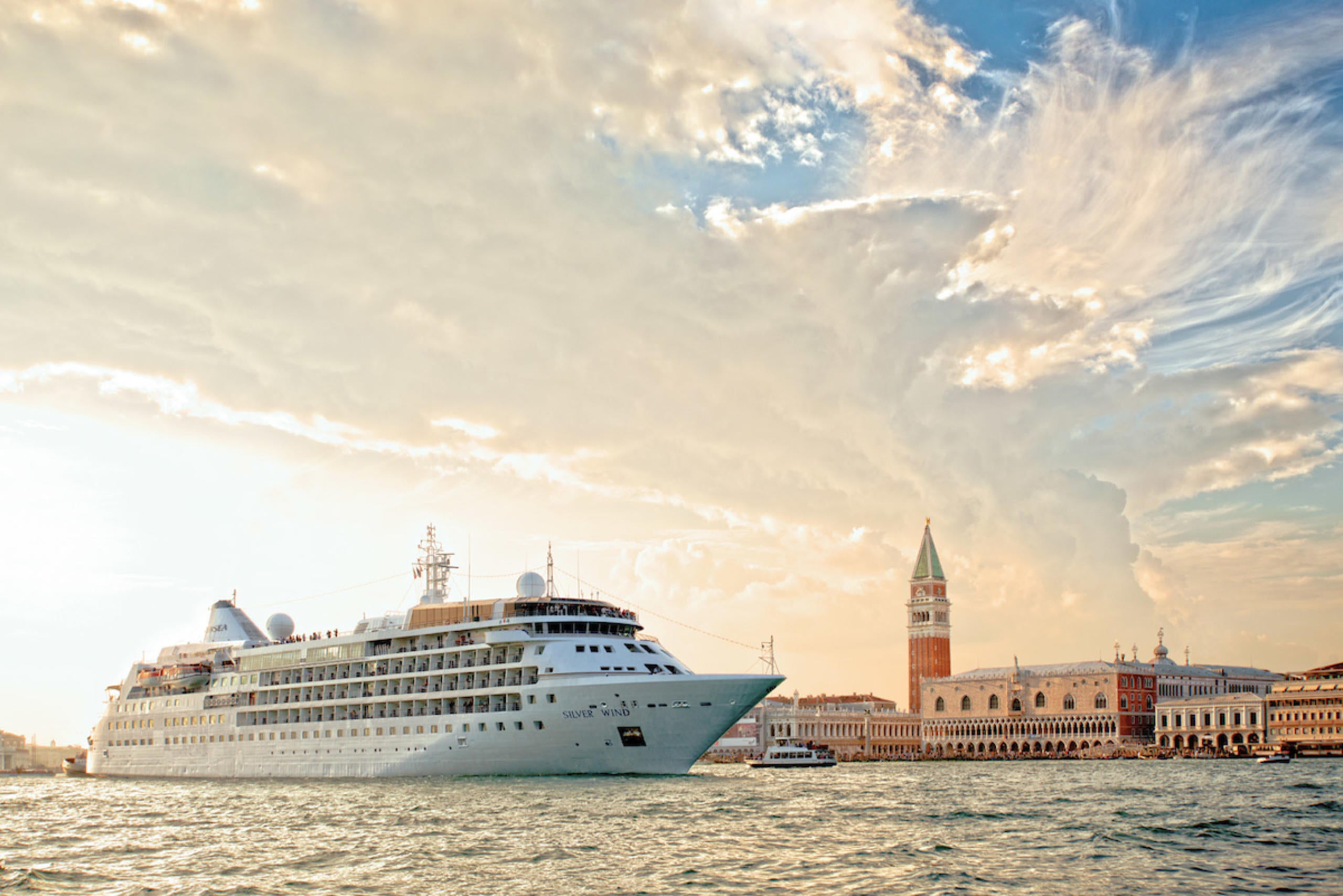 Placeholder alt text