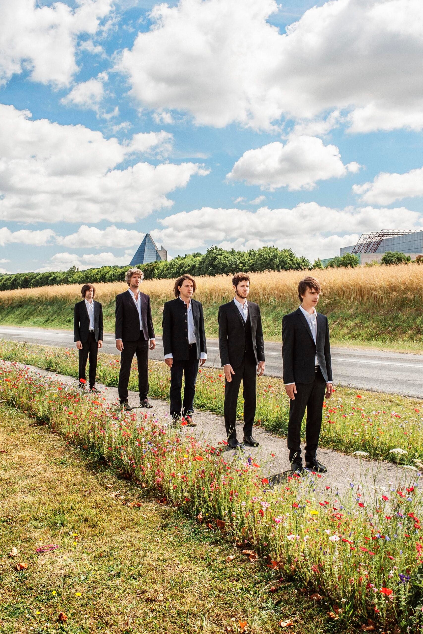 Placeholder alt text