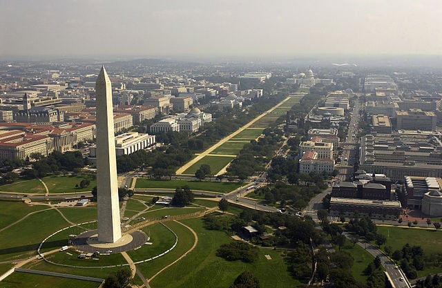 Aerial view of the Washington monument. Photo: Wikimedia.