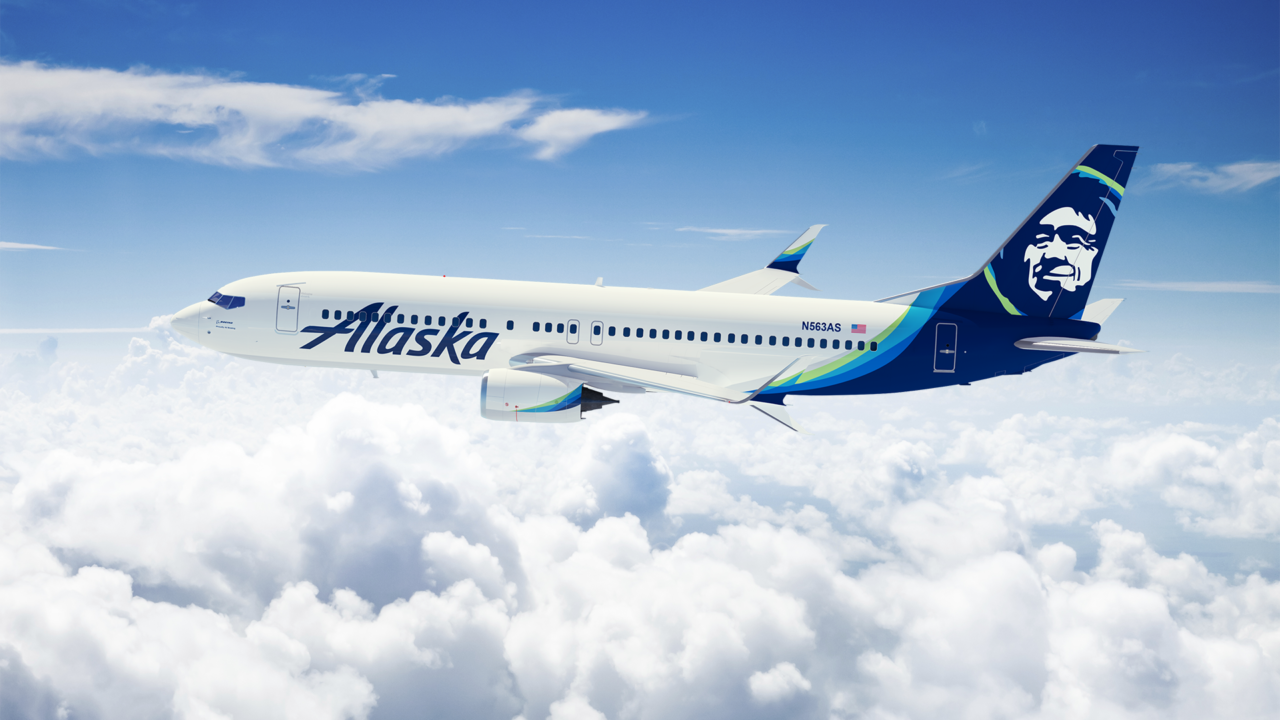 Alaska Airlines jet with iconic Eskimo tail design. Photo: Alaska Airlines. 