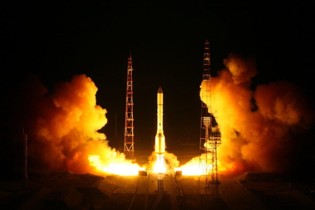 The Proton rocket lifting off with the Blagovest №11 satellite on August 17, 2017. Photo: Ministry of Defence of the Russian Federation 