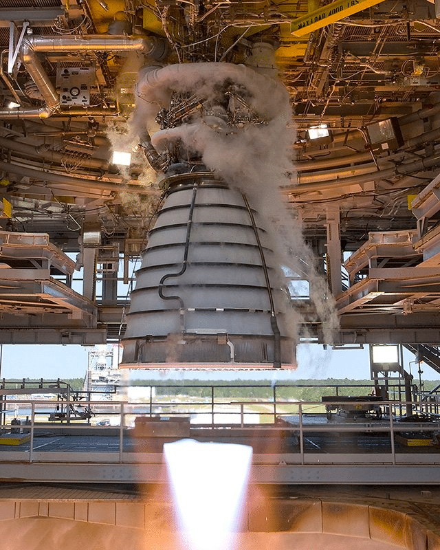 The RS-25 engine undergoes testing at NASA’s Stennis Space Center near Bay St. Louis, Mississippi. Photo: Aerojet Rocketdyne.