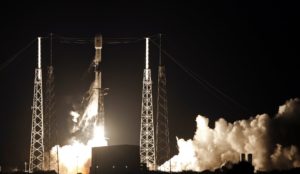 A SpaceX Falcon 9 rocket, carrying 60 Starlink satellites, lifts off from Cape Canaveral Air Force Station in Florida on Thursday. Photo: John Raoux/Associated Press