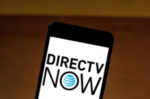 Photo: CNET, Rafael Henrique/SOPA Images/LightRocket via Getty Images