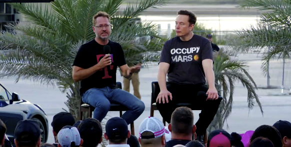 sekvens indlogering Pidgin Elon Musk Announces SpaceX Starlink Cellular Partnership with T-Mobile -  Via Satellite