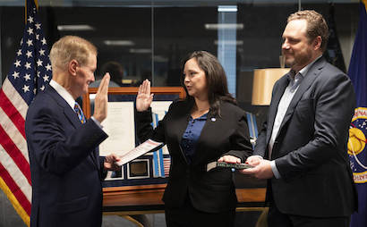 Charity Weeden is sworn in as associate administrator for NASA’s Office of Technology, Policy, and Strategy by NASA Administrator Bill Nelson. Photo: NASA/Joel Kowsky