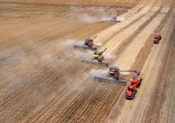 Amazon’s Project Kuiper Breaks into Agricultural Market With Connected Farms Deal – Via Satellite