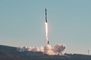 SpaceX Falcon 9 launches the SDA T1TL-C mission to low-Earth orbit from Space Launch Complex 4E at Vandenberg Space Force Base, Calif., Oct. 15., 2025. Photo: Space Force